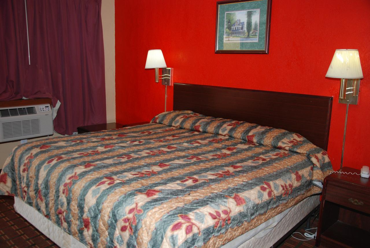 Mount Laurel Motel Hazleton Exteriör bild